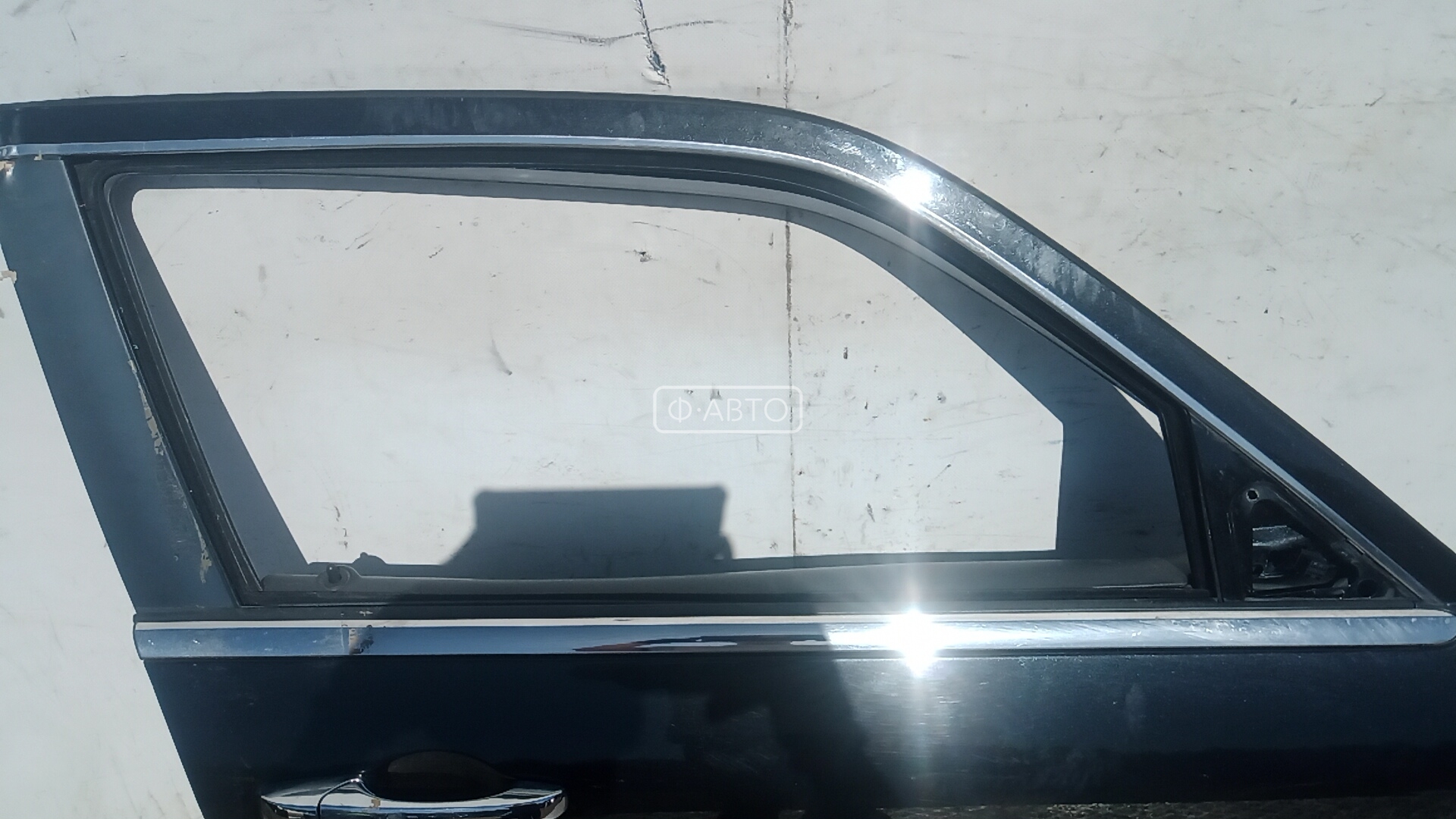 Дверь передняя правая Chrysler 300C 1 купить в Беларуси