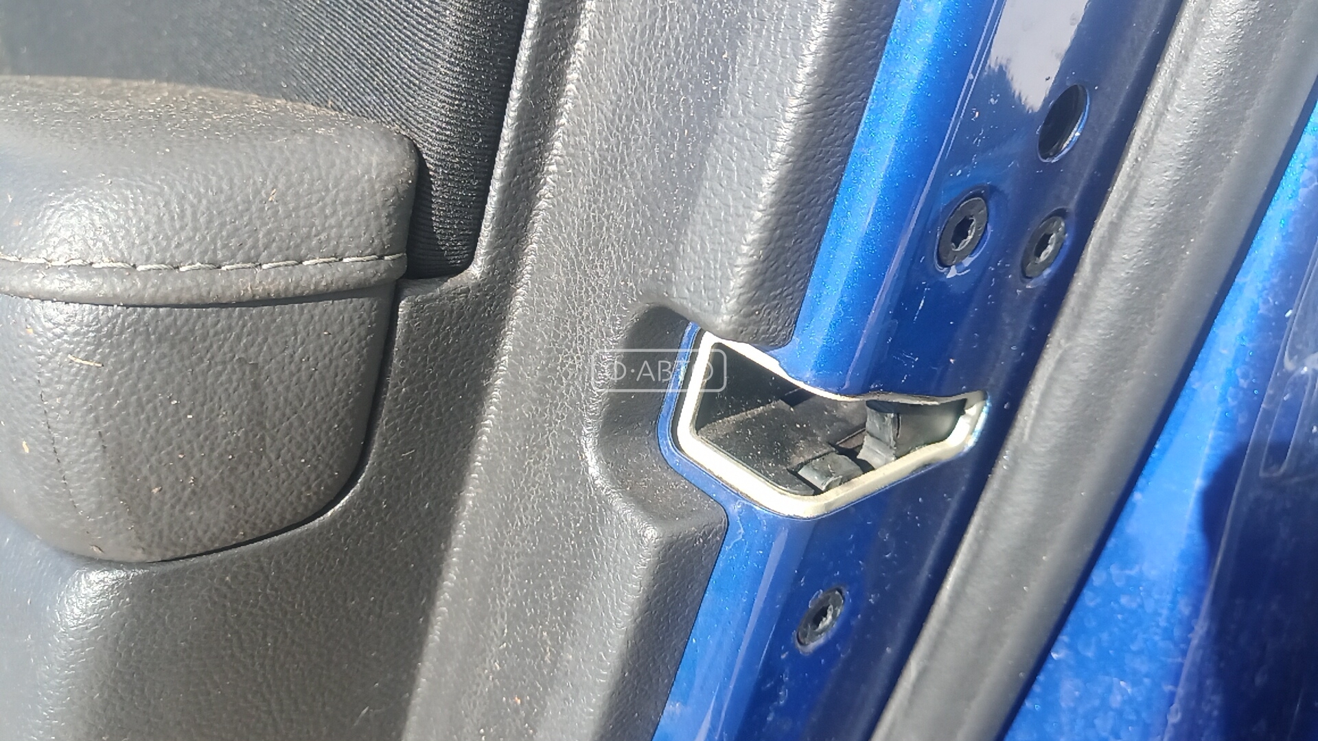 Дверь передняя правая Ford Mondeo 2 купить в России