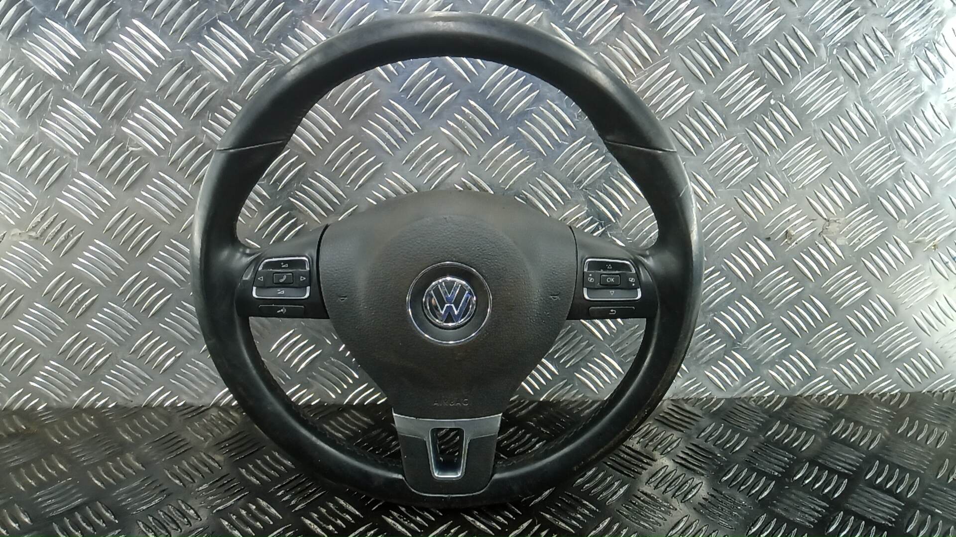 Руль - Volkswagen Passat CC (2008-2012)