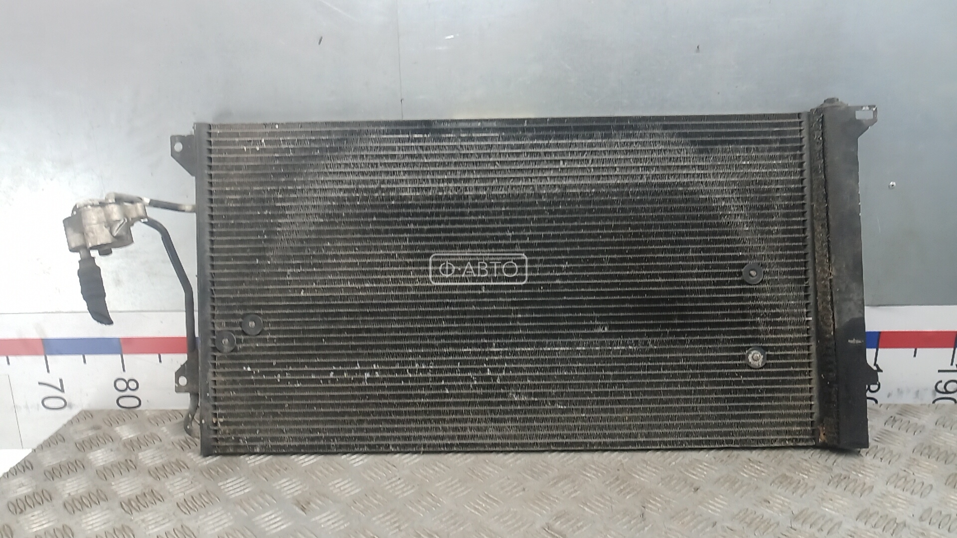 Радиатор кондиционера - Audi Q7 (2005-2015)