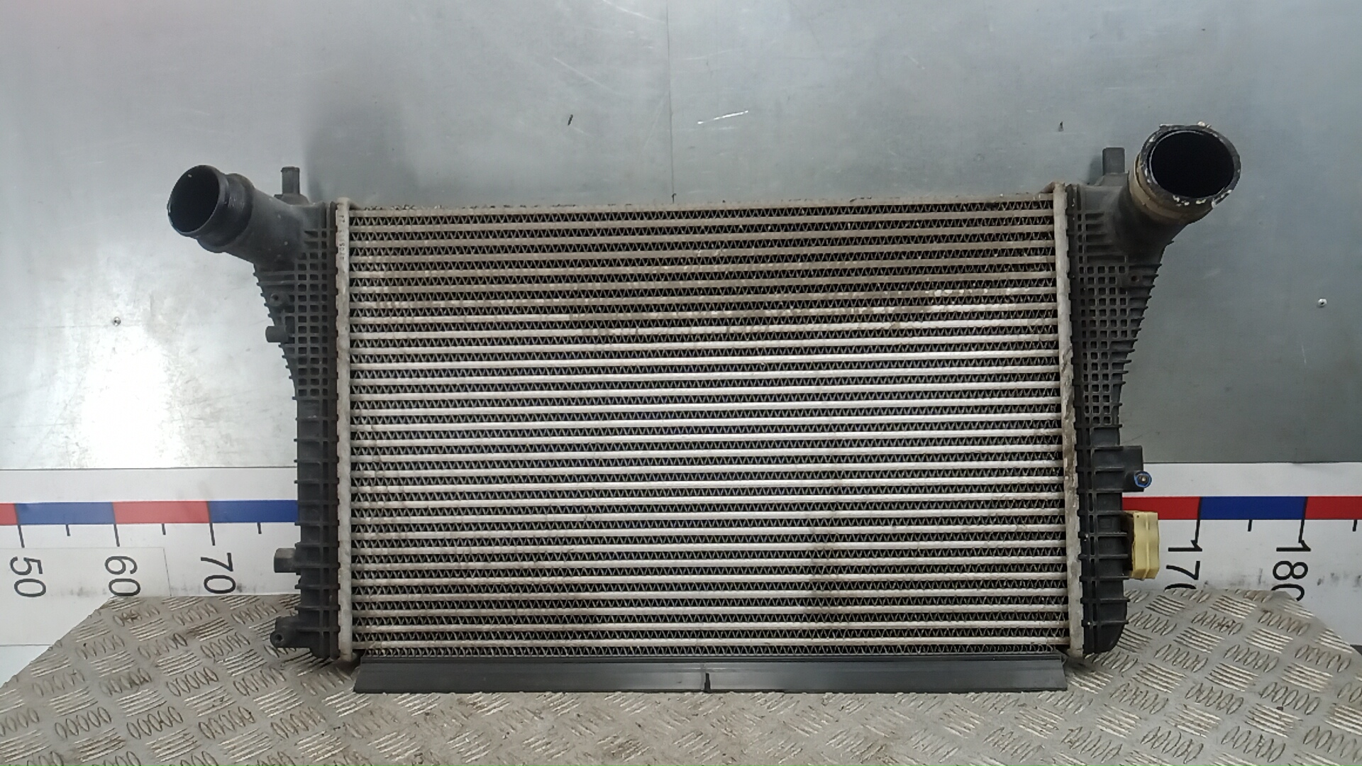 Радиатор интеркулера - Volkswagen Passat 7 (2010-2015)