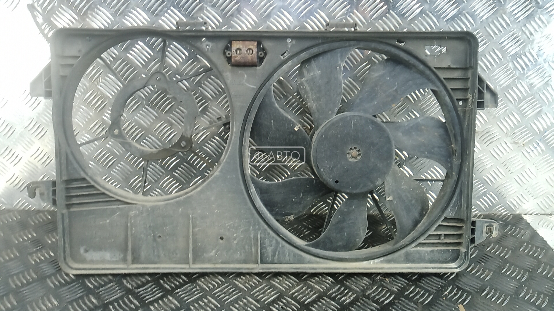 Вентилятор радиатора основного Ford Connect 1 купить в Беларуси