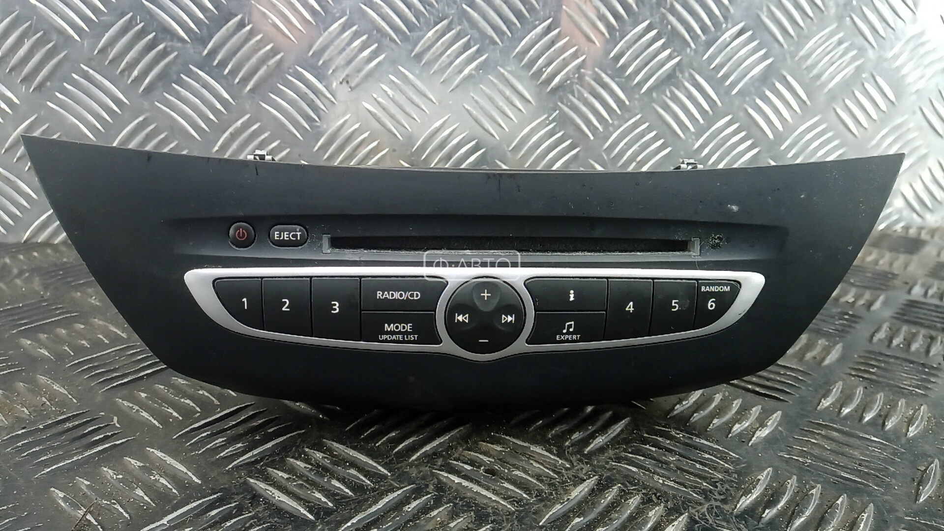 Магнитола - Renault Laguna 3 (2008-2015)
