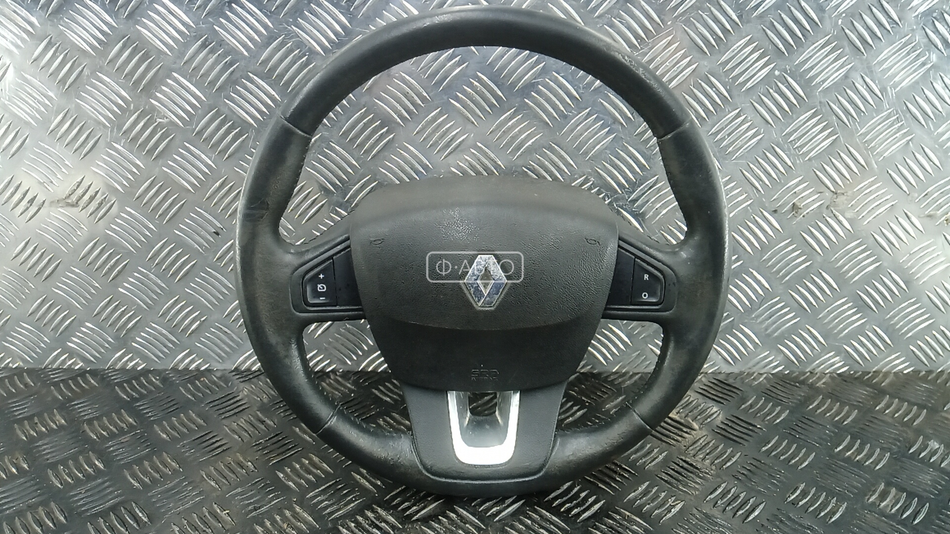 Руль - Renault Laguna 3 (2008-2015)
