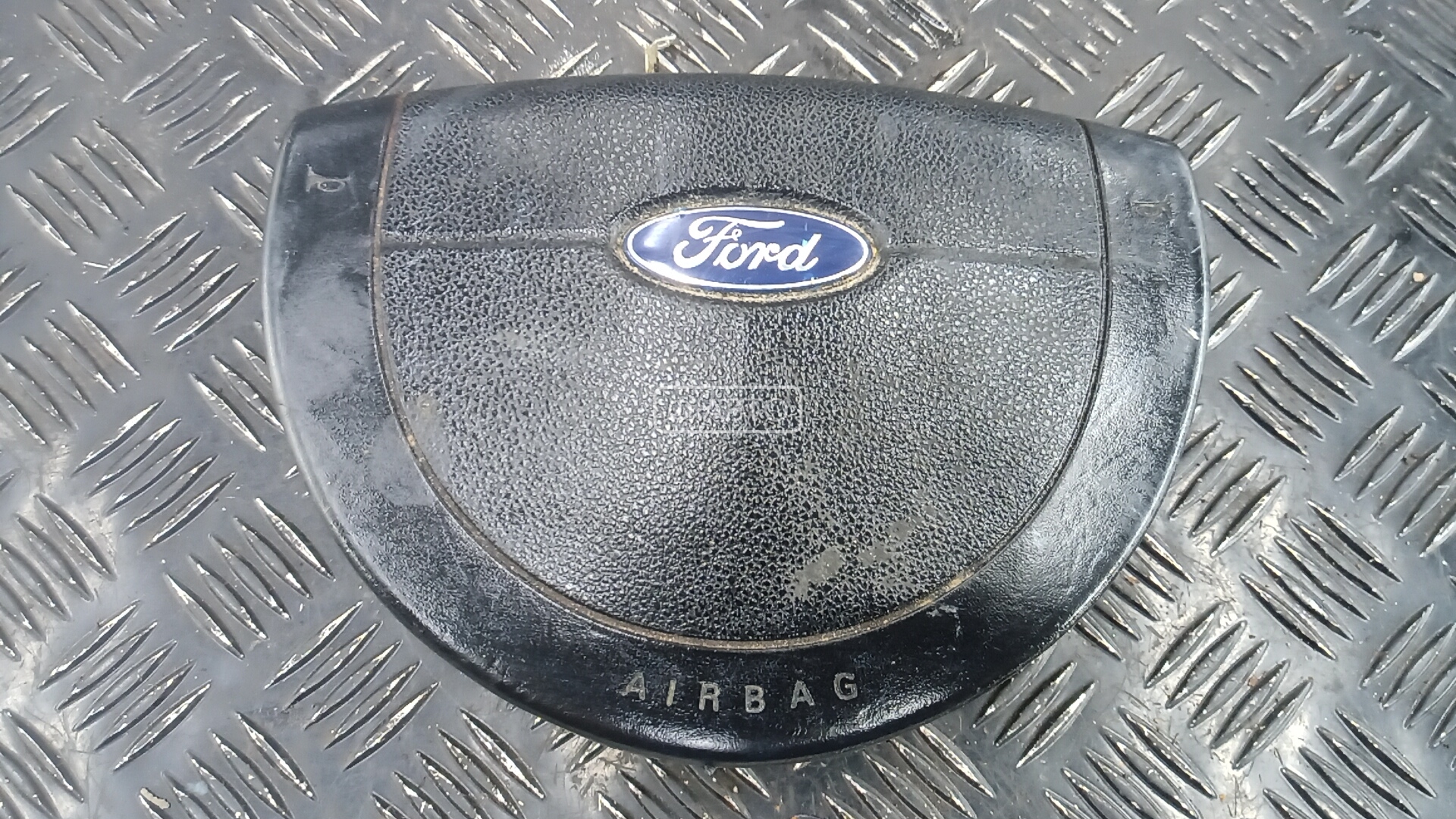 Подушка безопасности (Airbag) водителя - Ford Transit  Connect (2002-2013)