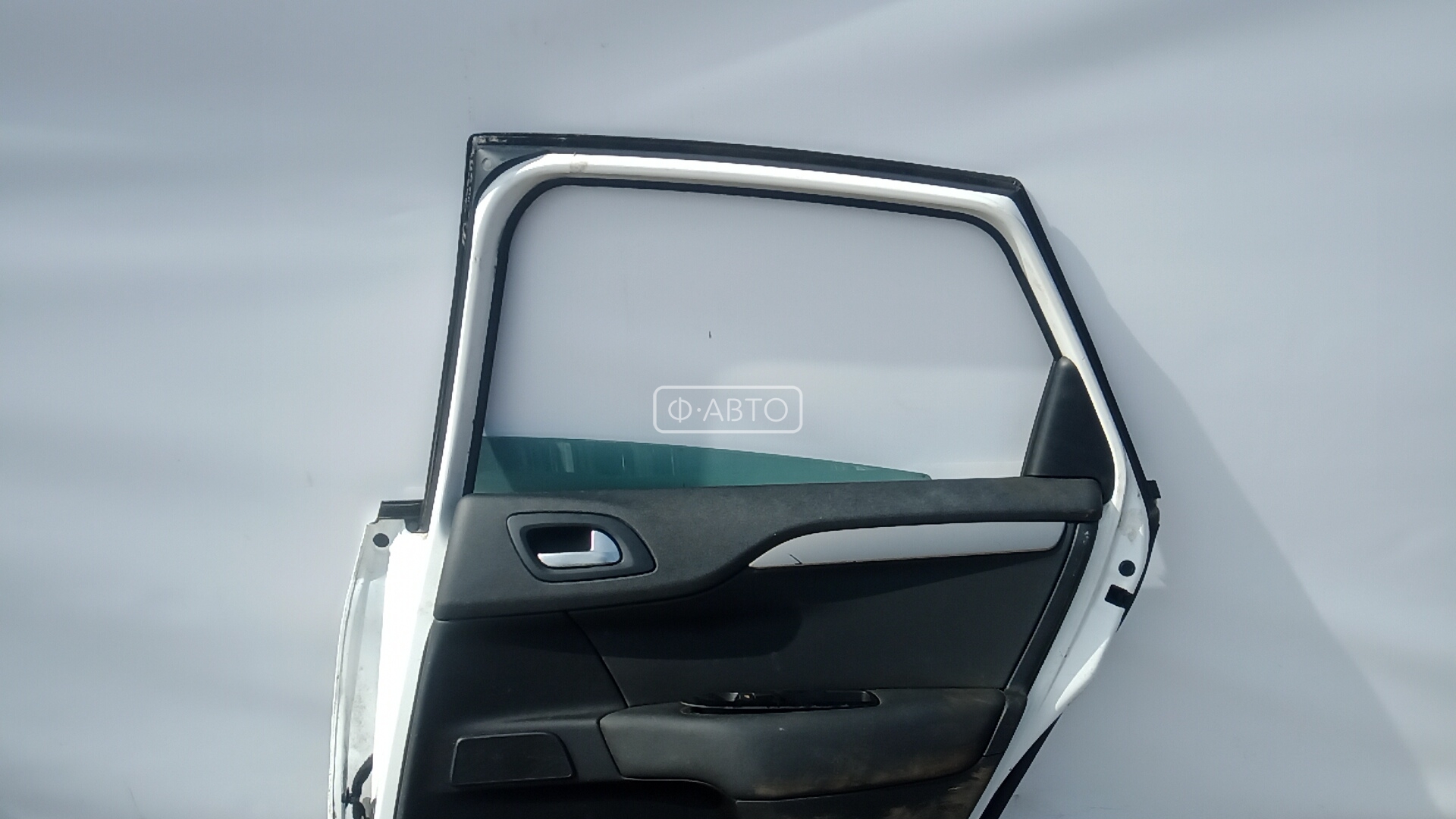 Дверь задняя правая Citroen C4 1 купить в Беларуси