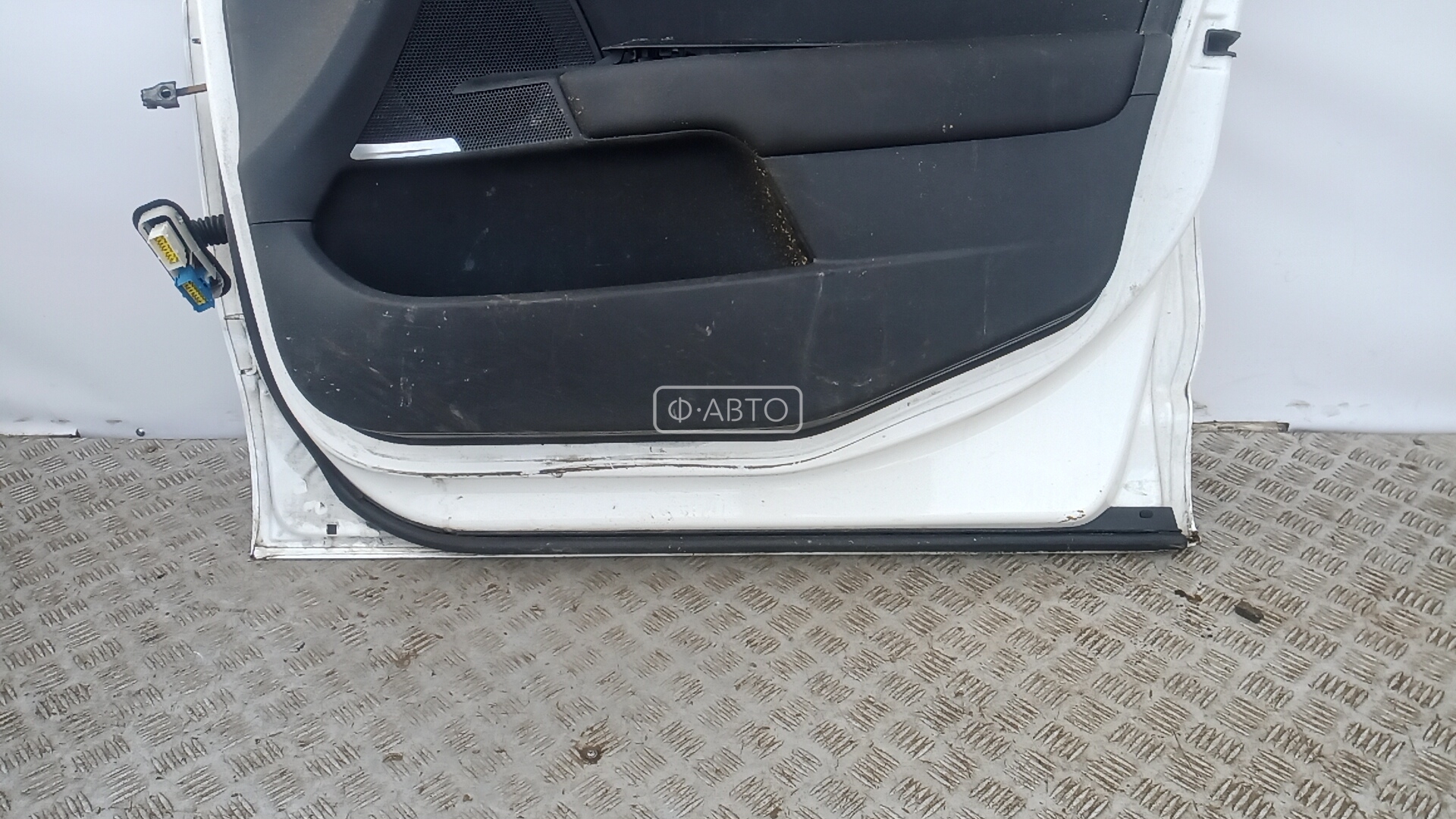 Дверь передняя правая Citroen C4 1 купить в Беларуси