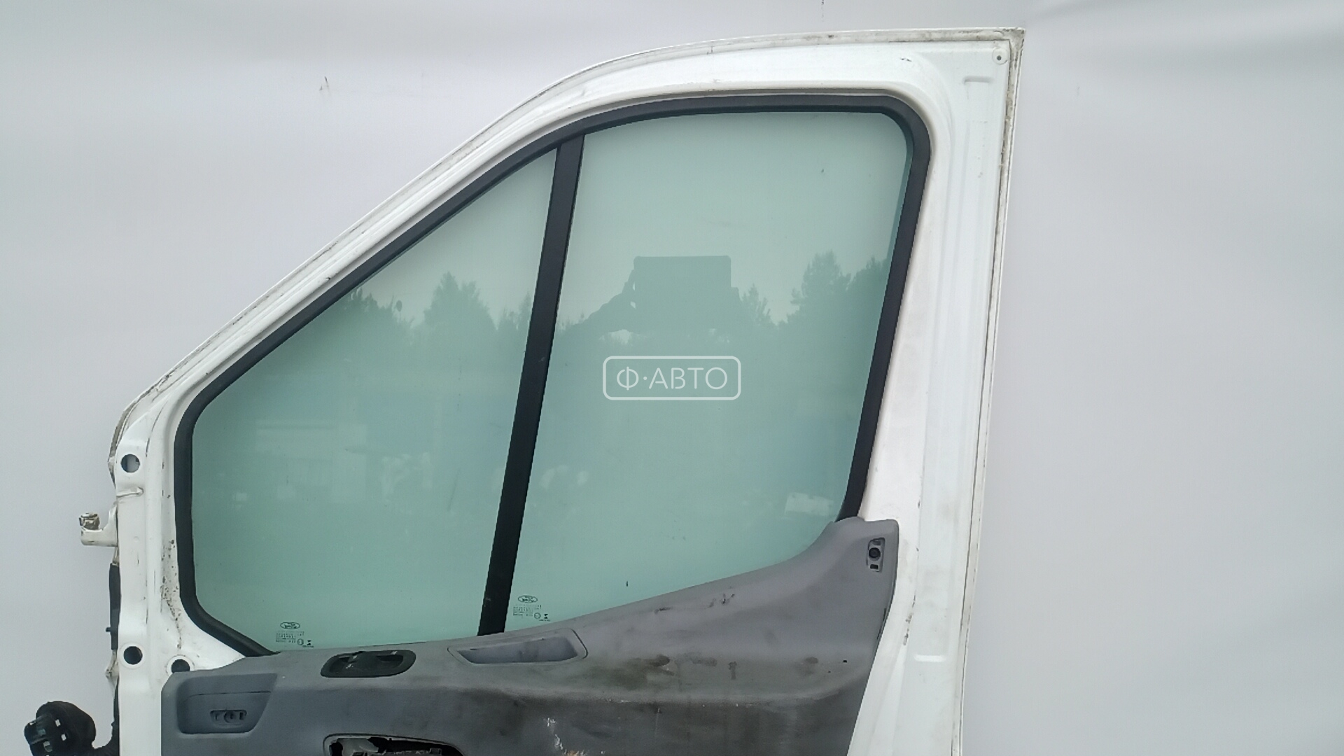 Дверь передняя правая Ford Transit 4 купить в Беларуси