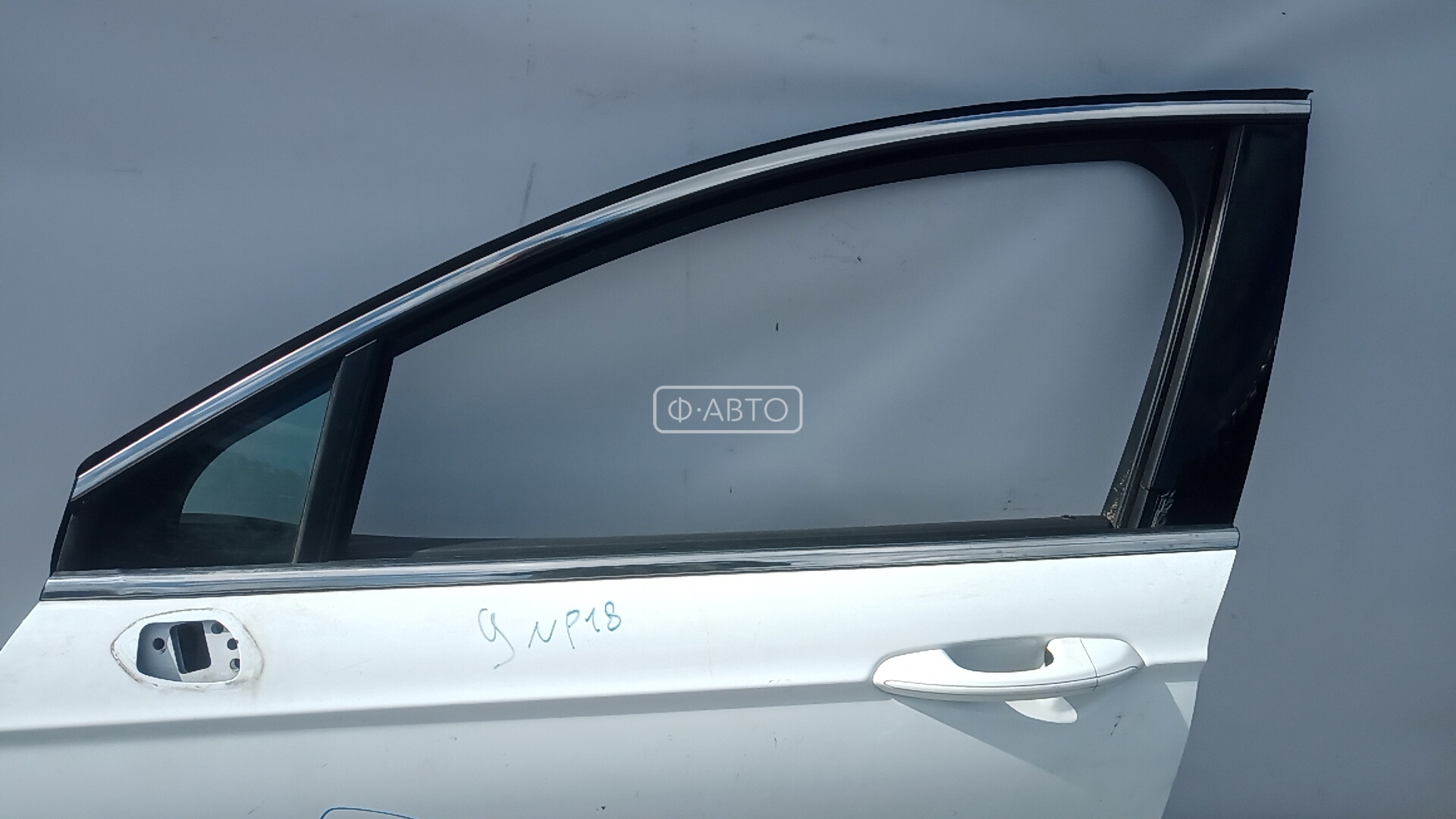 Дверь передняя левая Ford Mondeo 2 купить в Беларуси