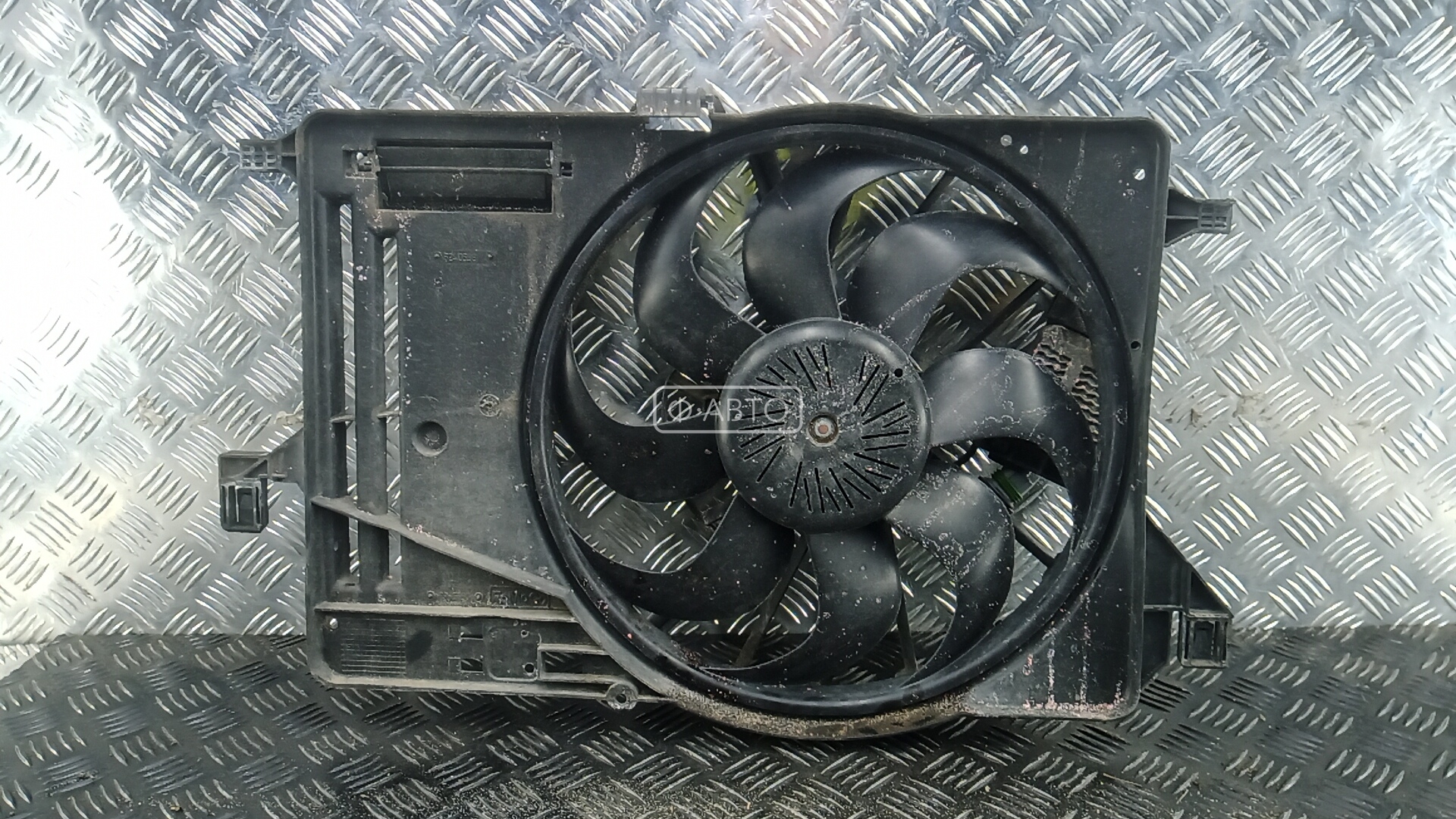 Вентилятор радиатора основного Ford Focus 2 купить в Беларуси
