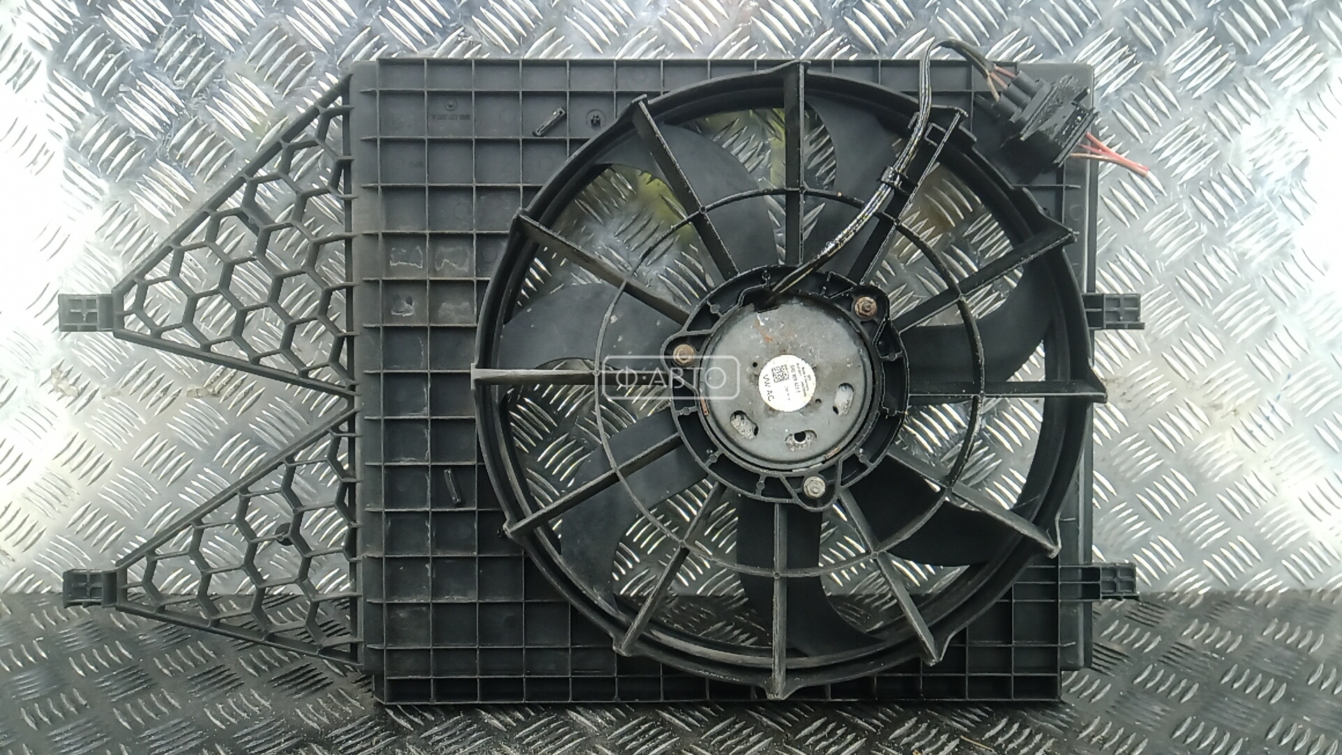 Вентилятор радиатора основного Skoda Rapid купить в Беларуси