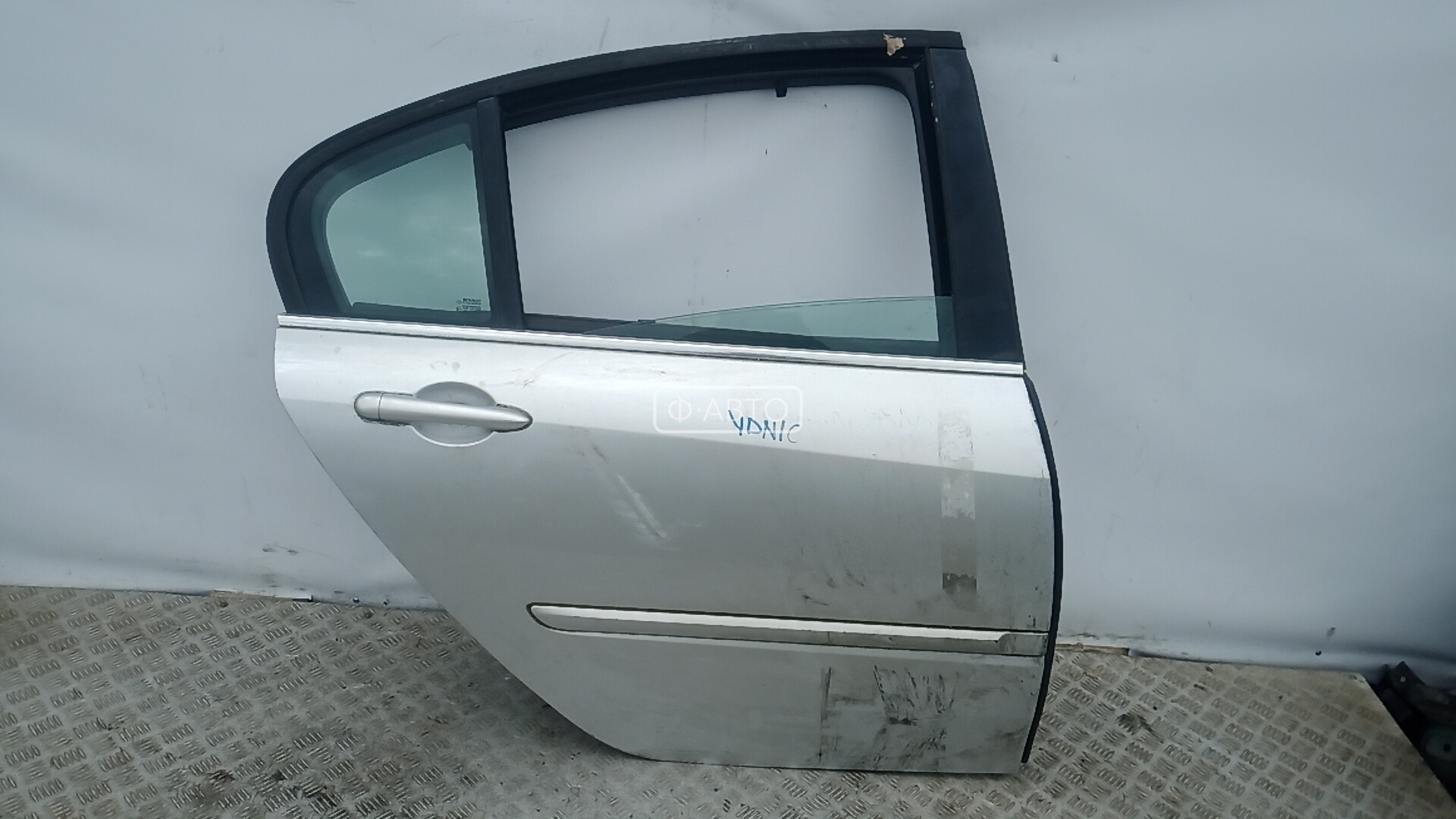 Дверь боковая - Renault Laguna 3 (2008-2015)