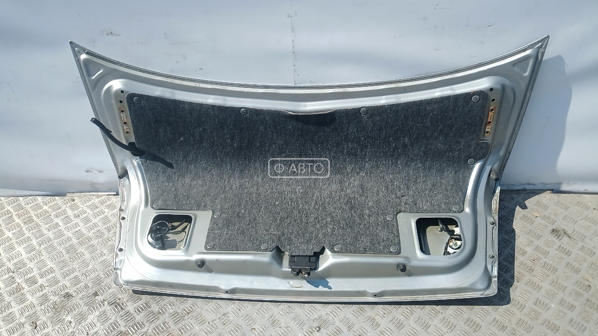 Крышка (дверь) багажника Nissan Almera N16 купить в Беларуси