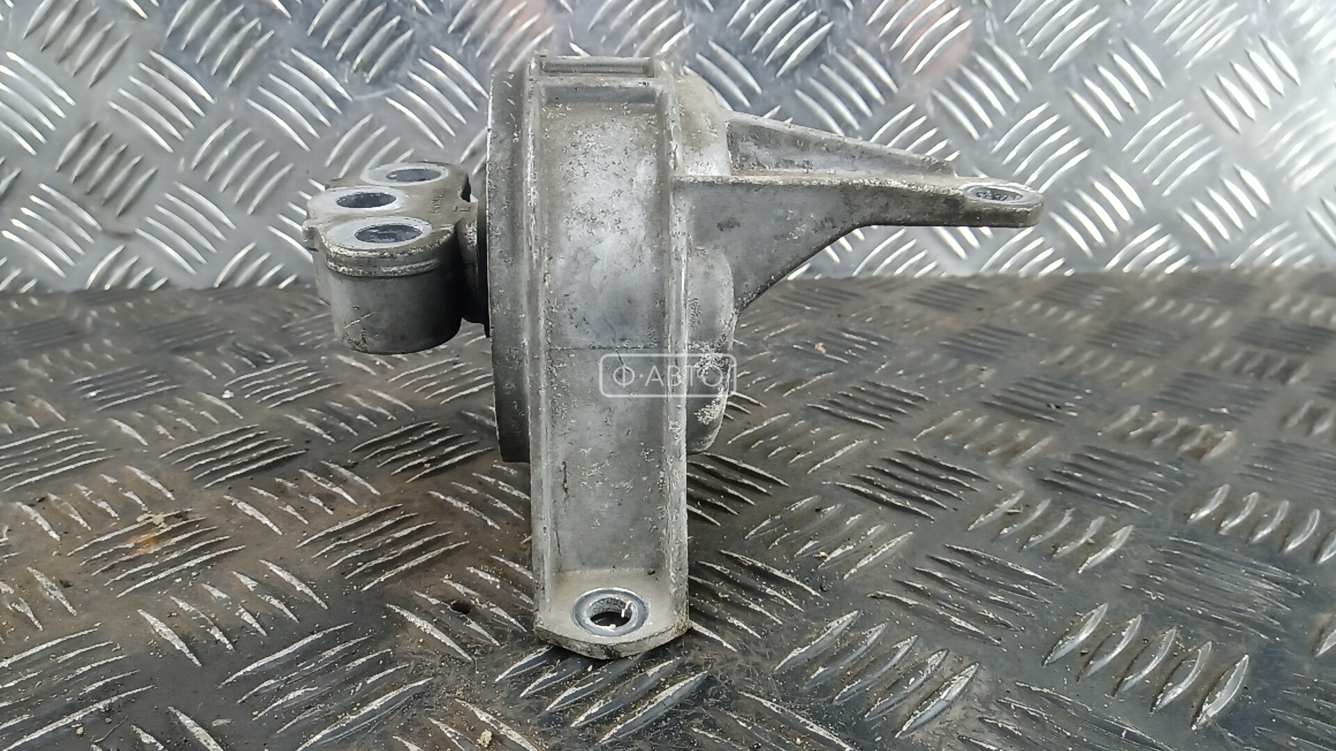 Подушка двигателя - Opel Zafira B (2005-2012)