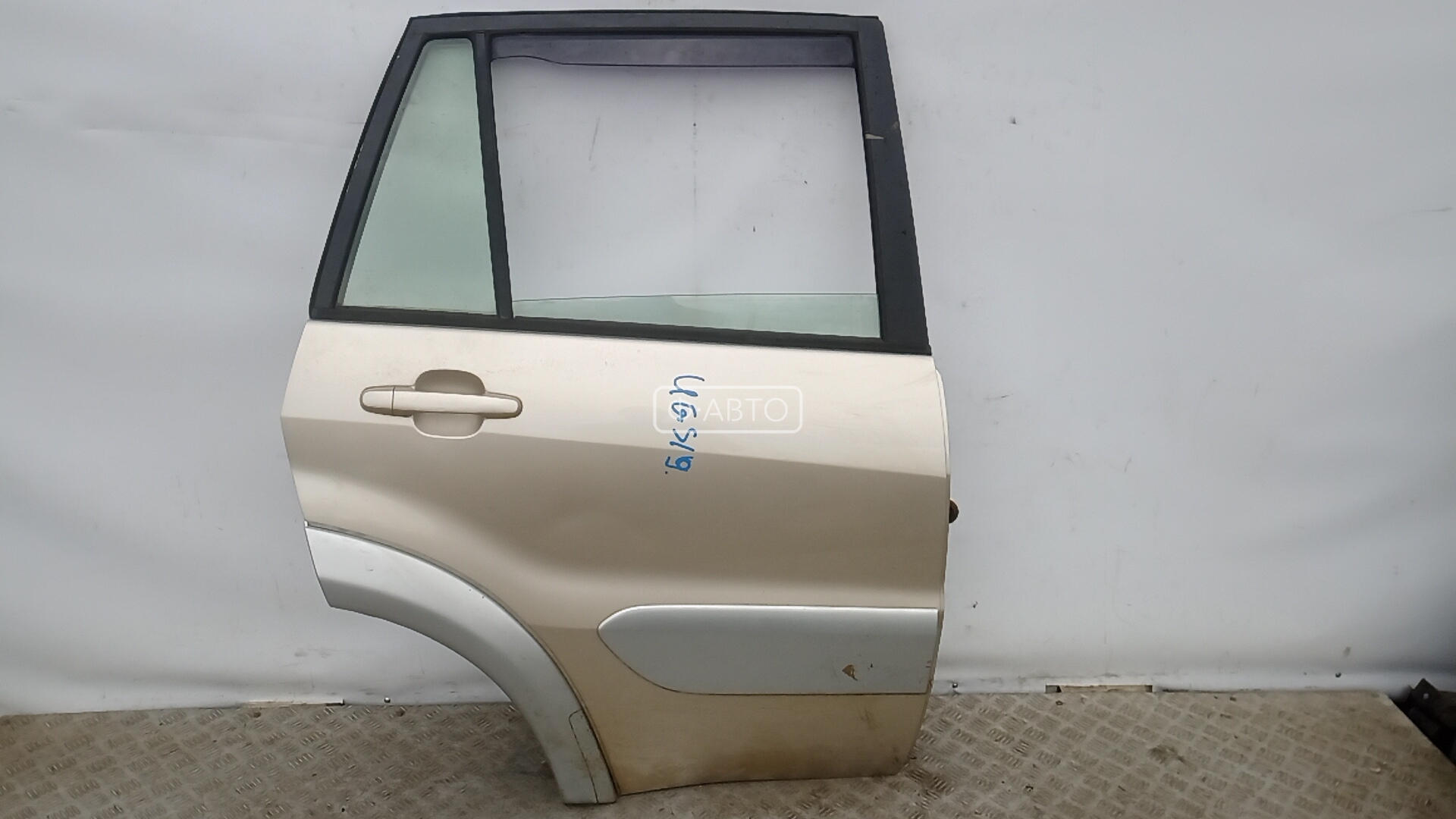 Дверь боковая - Toyota RAV 4 CA20 (2000-2005)