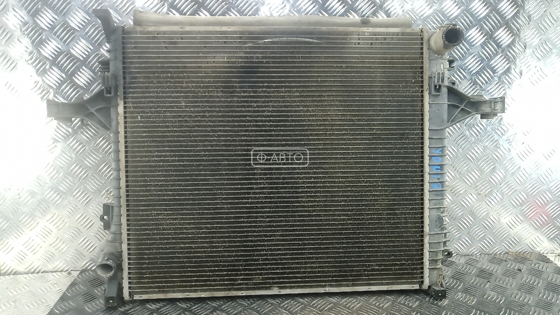 Радиатор системы охлаждения VOLVO XC90