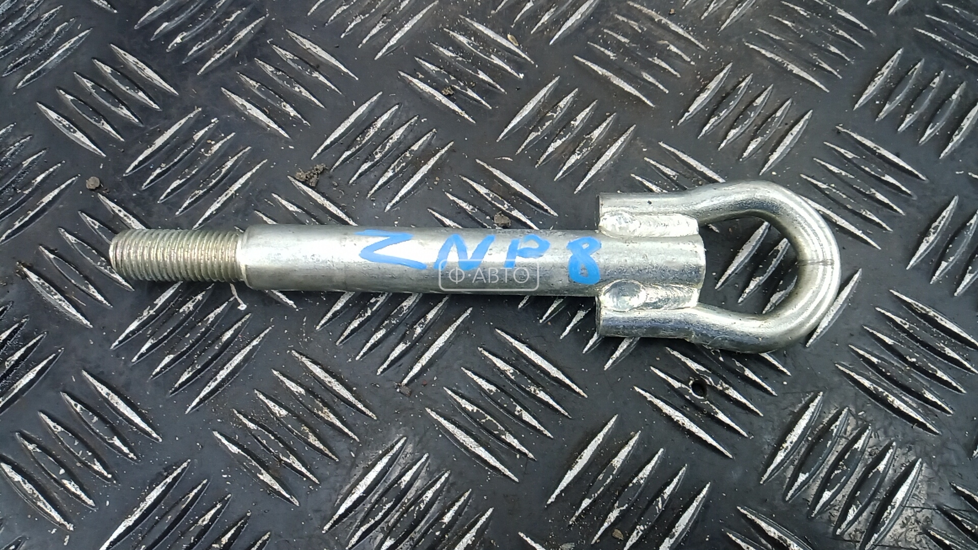 Крюк буксировочный - Chevrolet Captiva (2006-2011)
