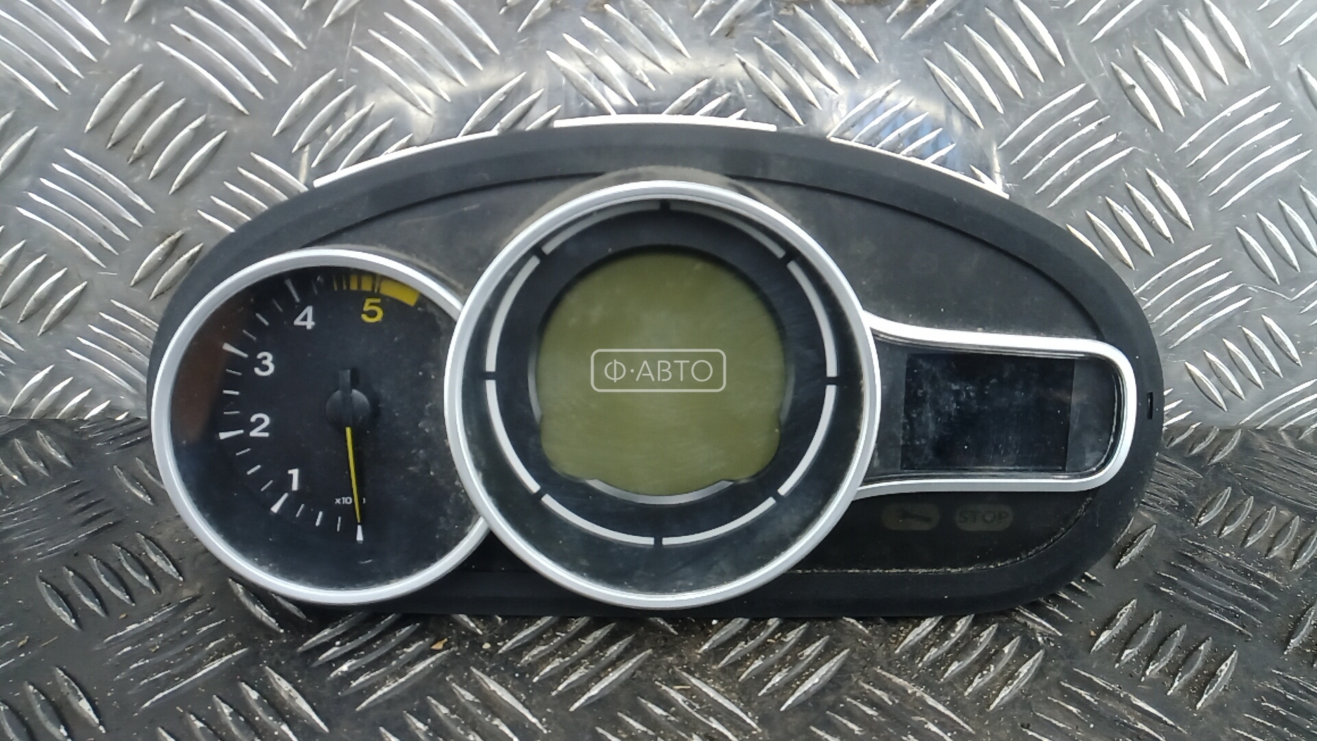 Щиток приборов (приборная панель) - Renault Fluence (2009-2013)