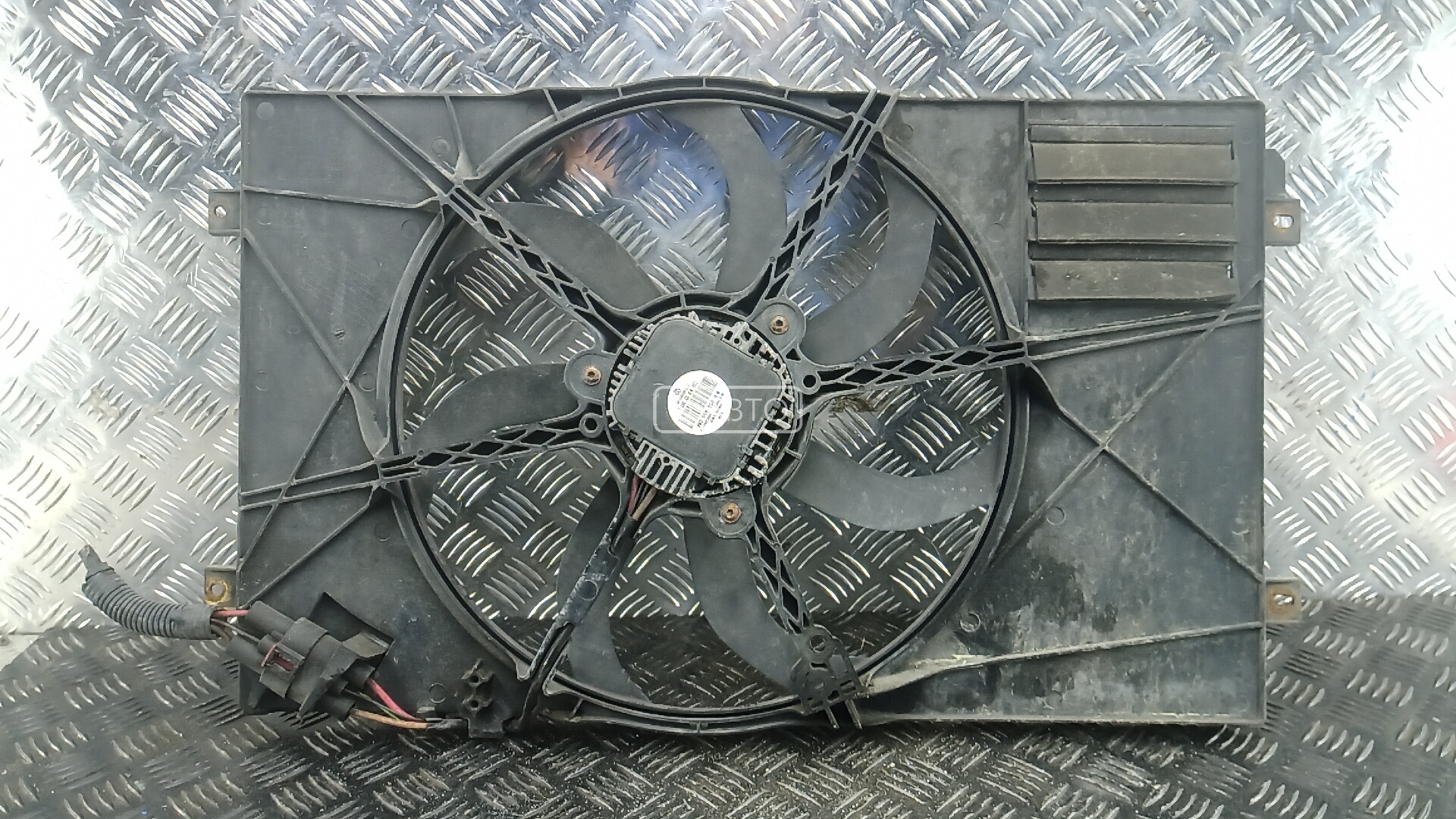 Вентилятор радиатора основного - Skoda Octavia A5 (2004-2013)