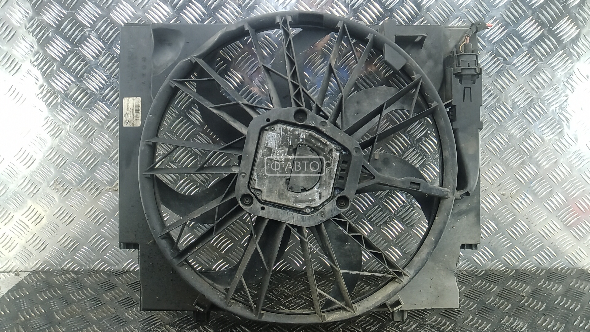 Вентилятор радиатора основного - BMW 5 E60/E61 (2003-2010)
