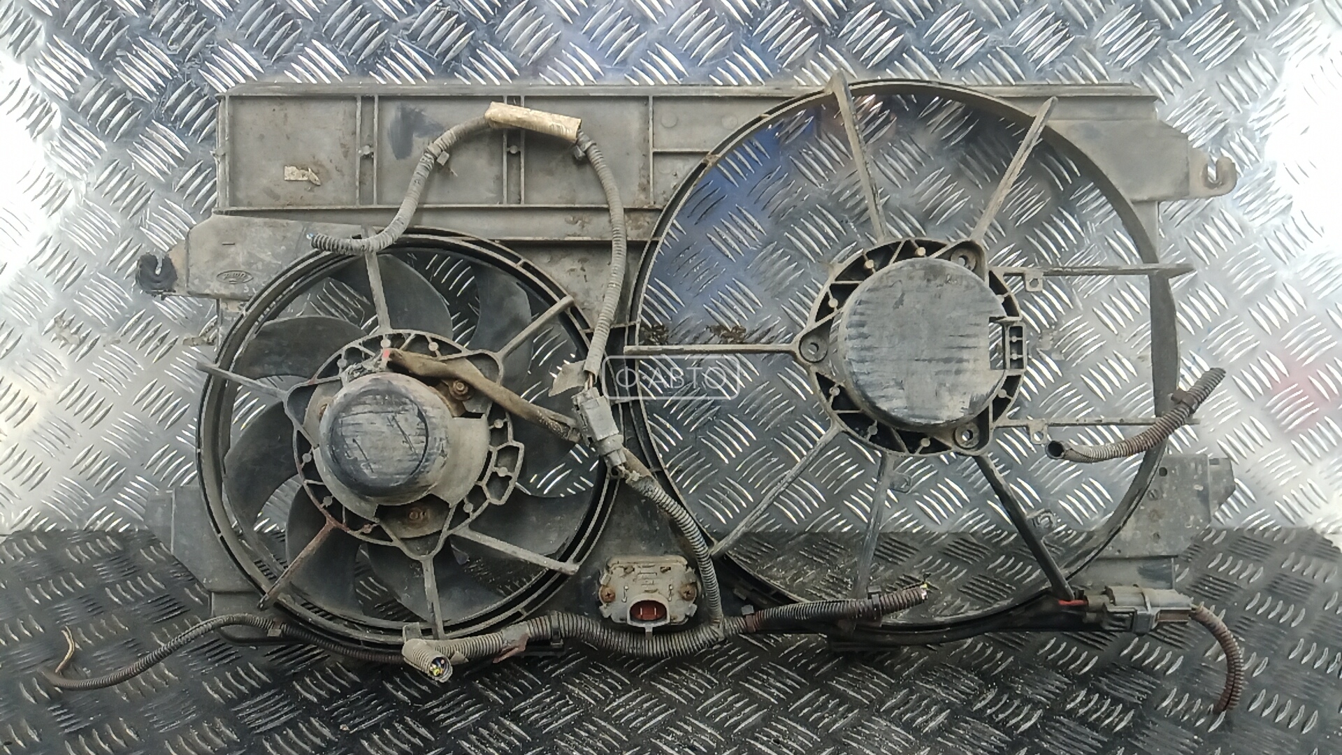 Вентилятор радиатора основного - Ford Transit  Connect (2002-2013)
