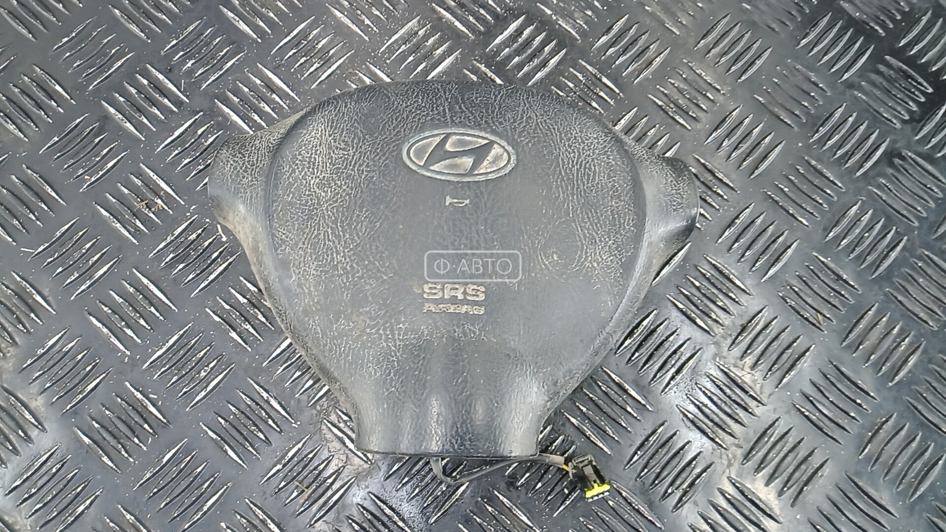 Подушка безопасности (Airbag) водителя - Hyundai Santa Fe (2000-2006)