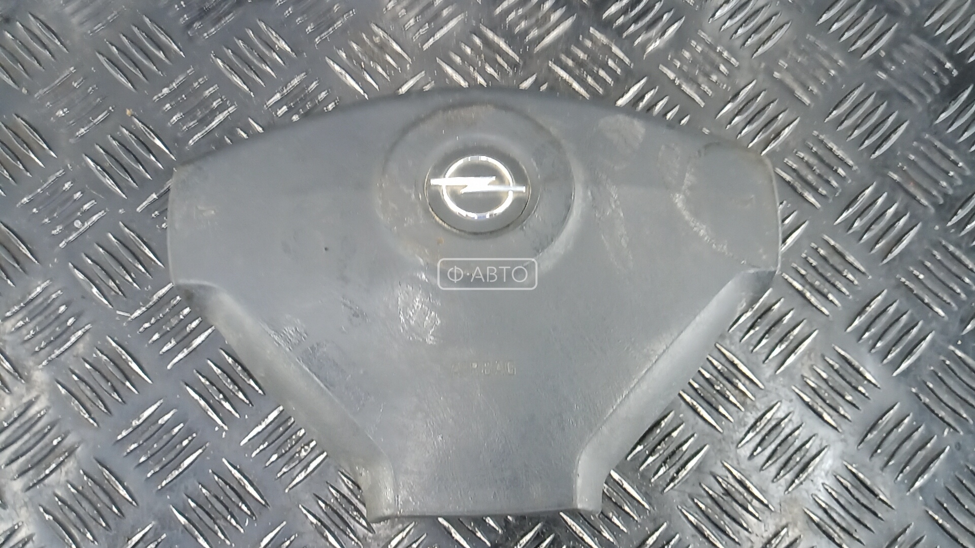 Подушка безопасности (Airbag) водителя - Opel Vivaro A (2001-2014)