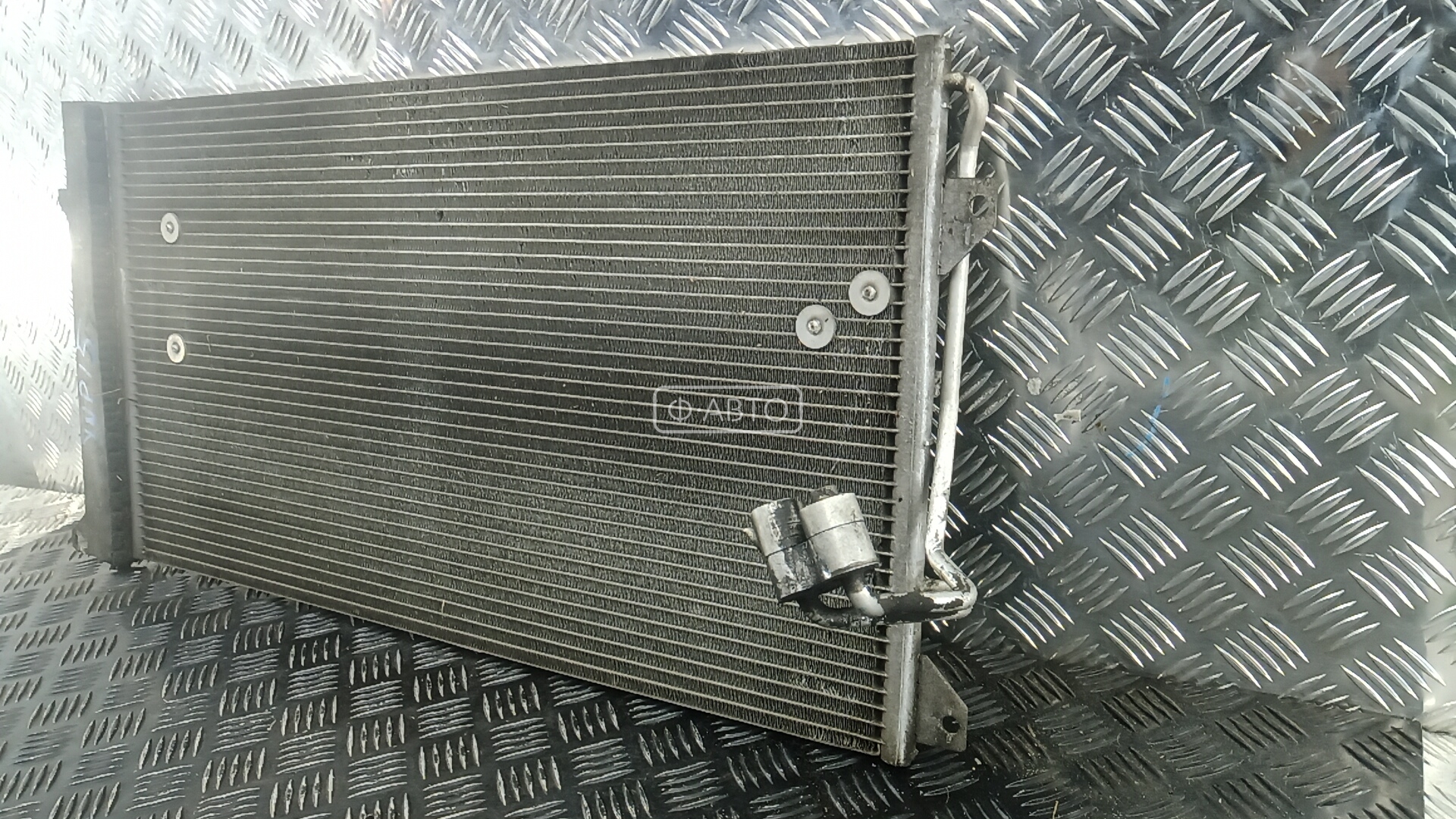 Радиатор кондиционера Volkswagen Touareg 1 купить в Беларуси