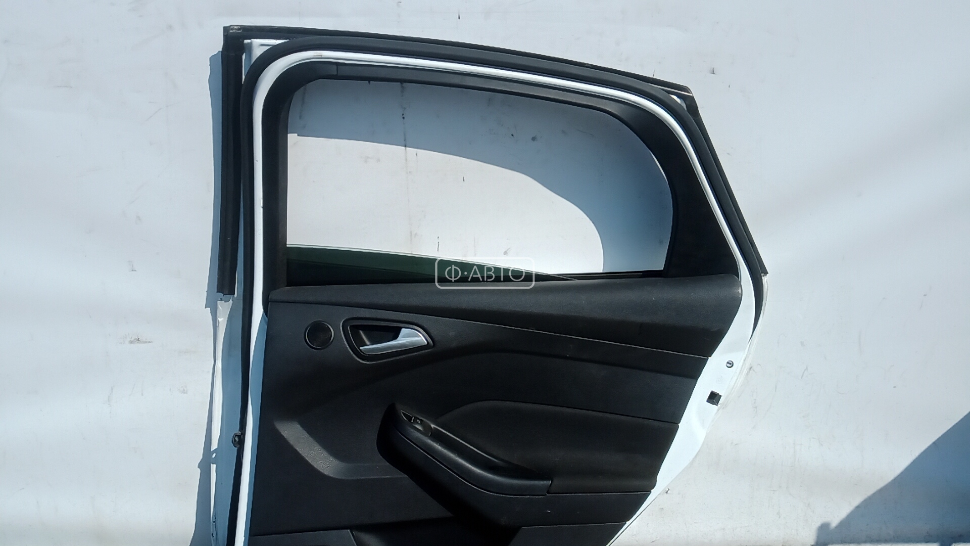 Дверь задняя правая Ford Focus 2 купить в Беларуси
