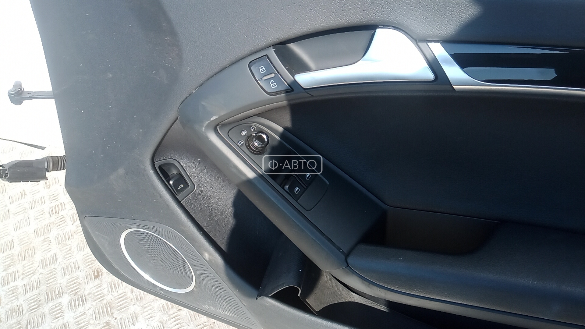 Дверь передняя правая Audi A5 8T купить в Беларуси