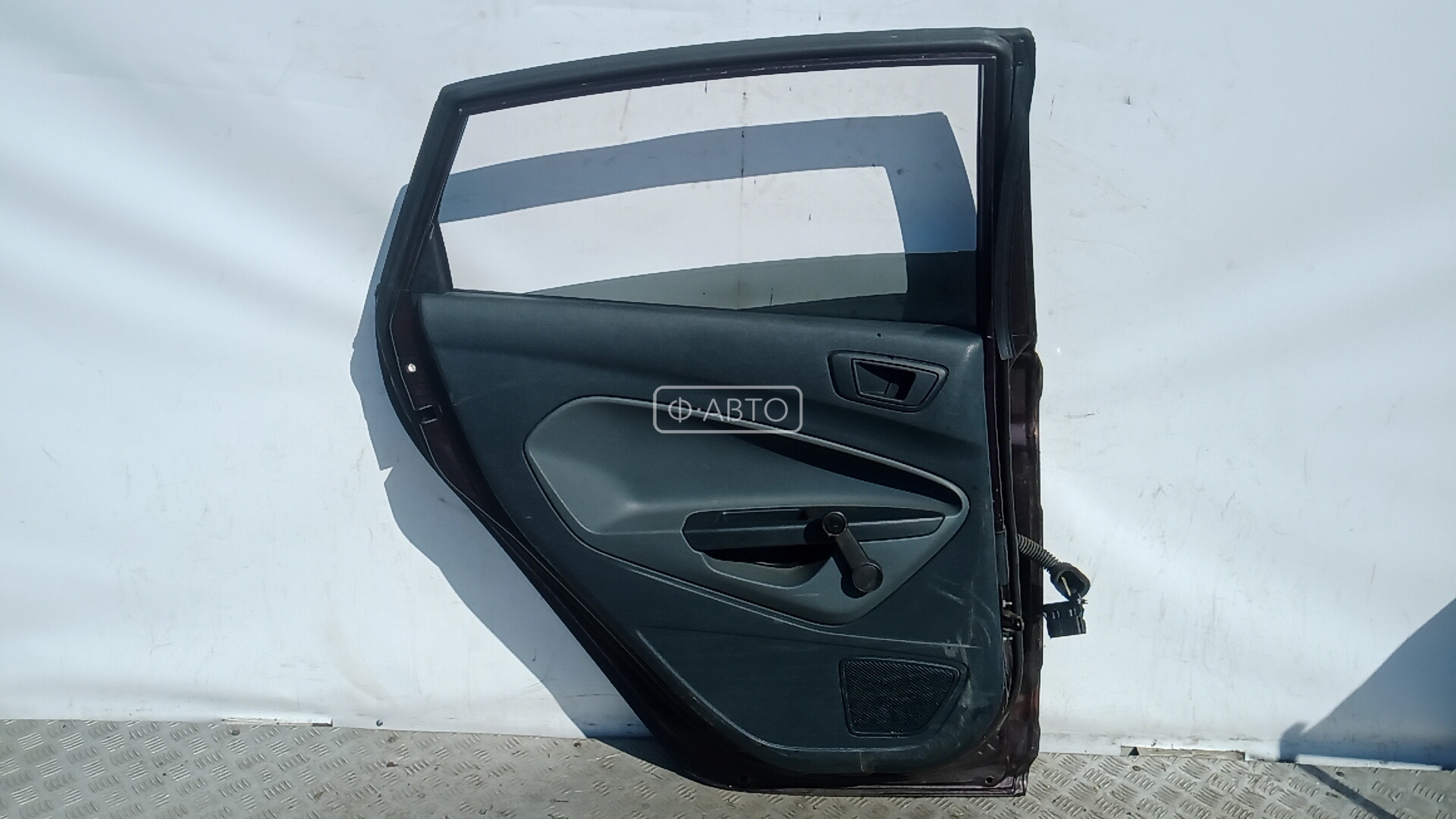Дверь задняя левая Ford Fiesta 6 купить в Беларуси