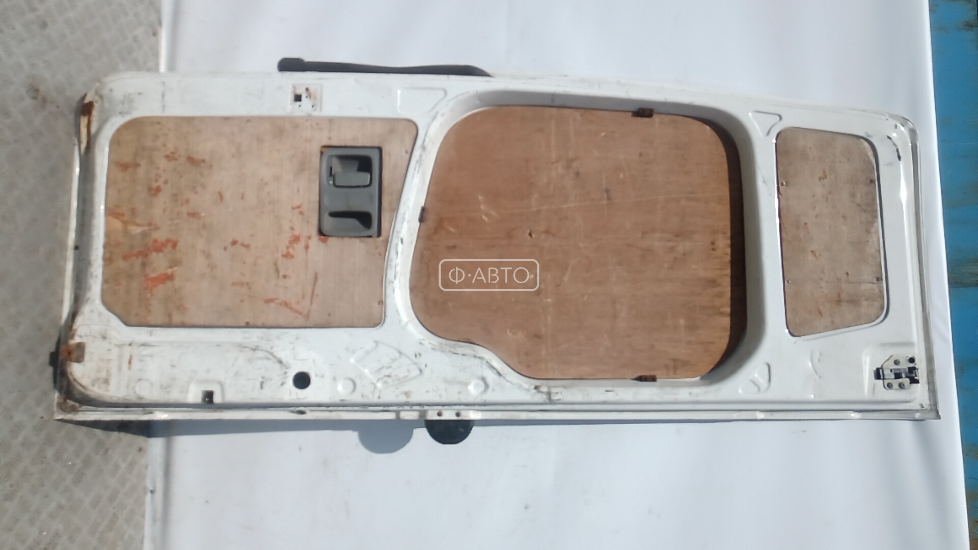 Дверь распашная задняя правая Volkswagen Crafter 1 купить в Беларуси