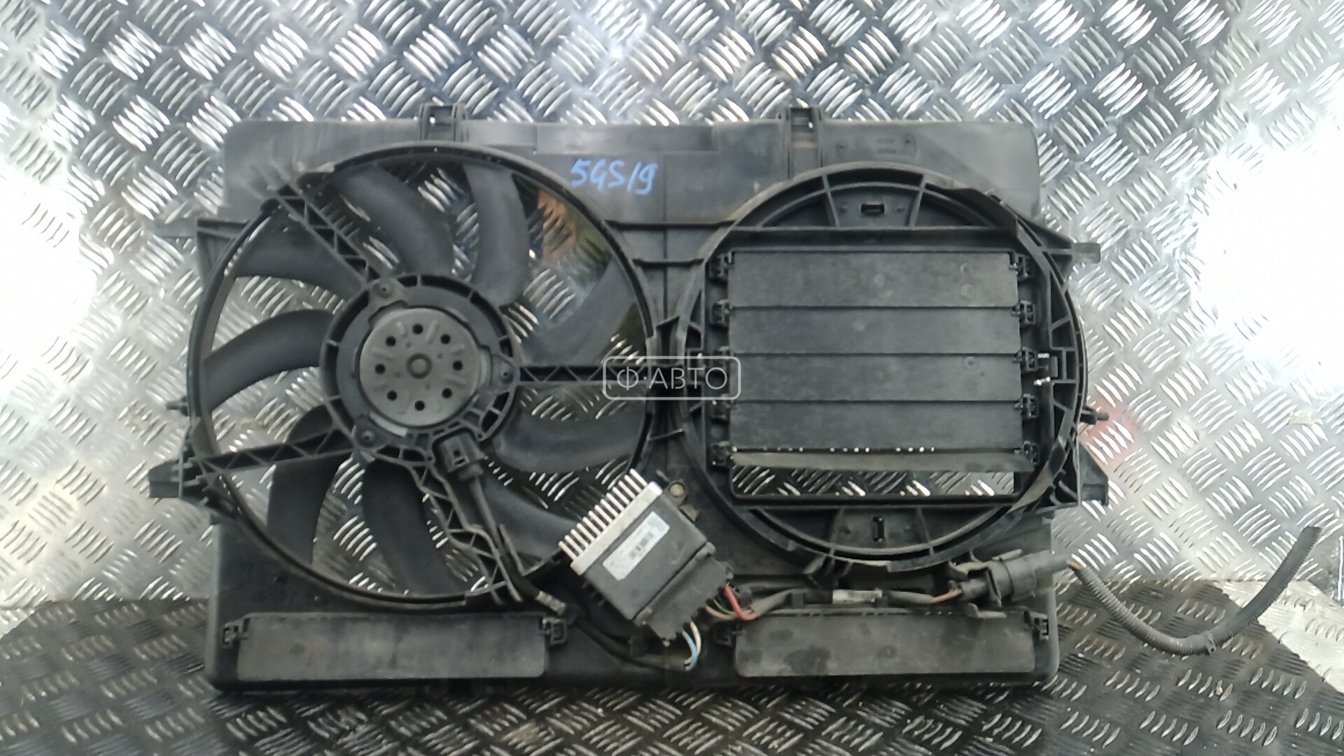 Вентилятор радиатора основного - Audi A5 8T (2007-2016)