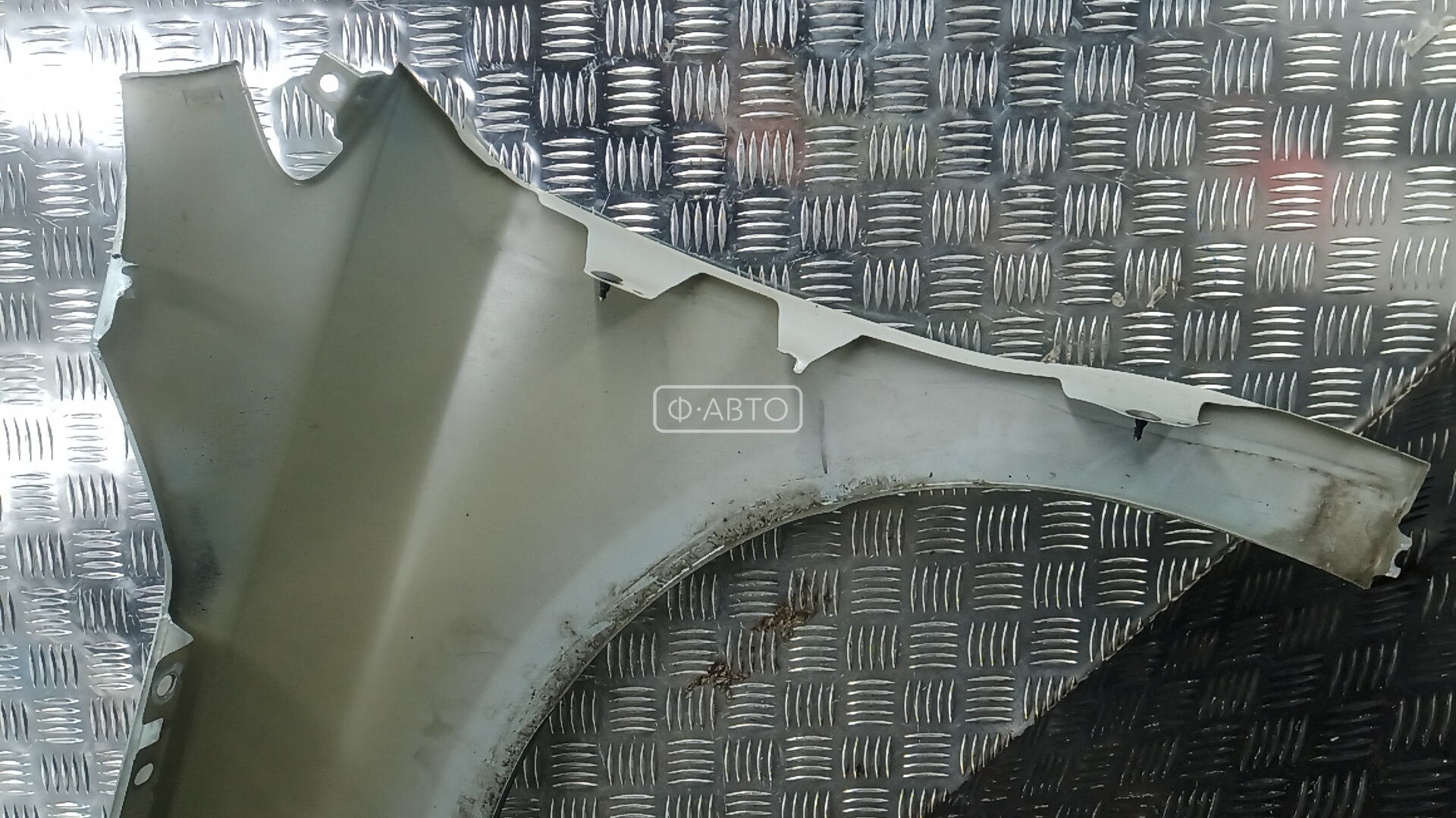 Крыло переднее правое Citroen C4 1 купить в Беларуси