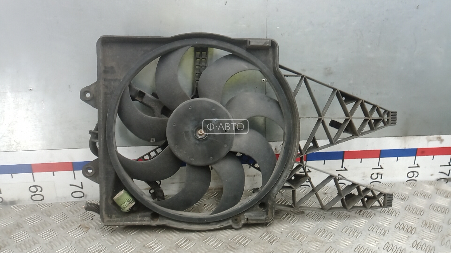 Вентилятор радиатора основного Fiat Punto 3 (199/310) купить в Беларуси