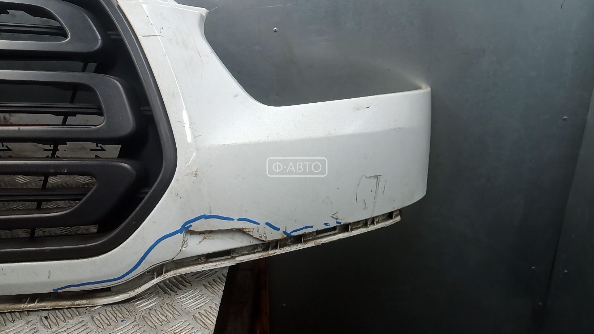 Решетка радиатора Ford Transit 4 купить в Беларуси