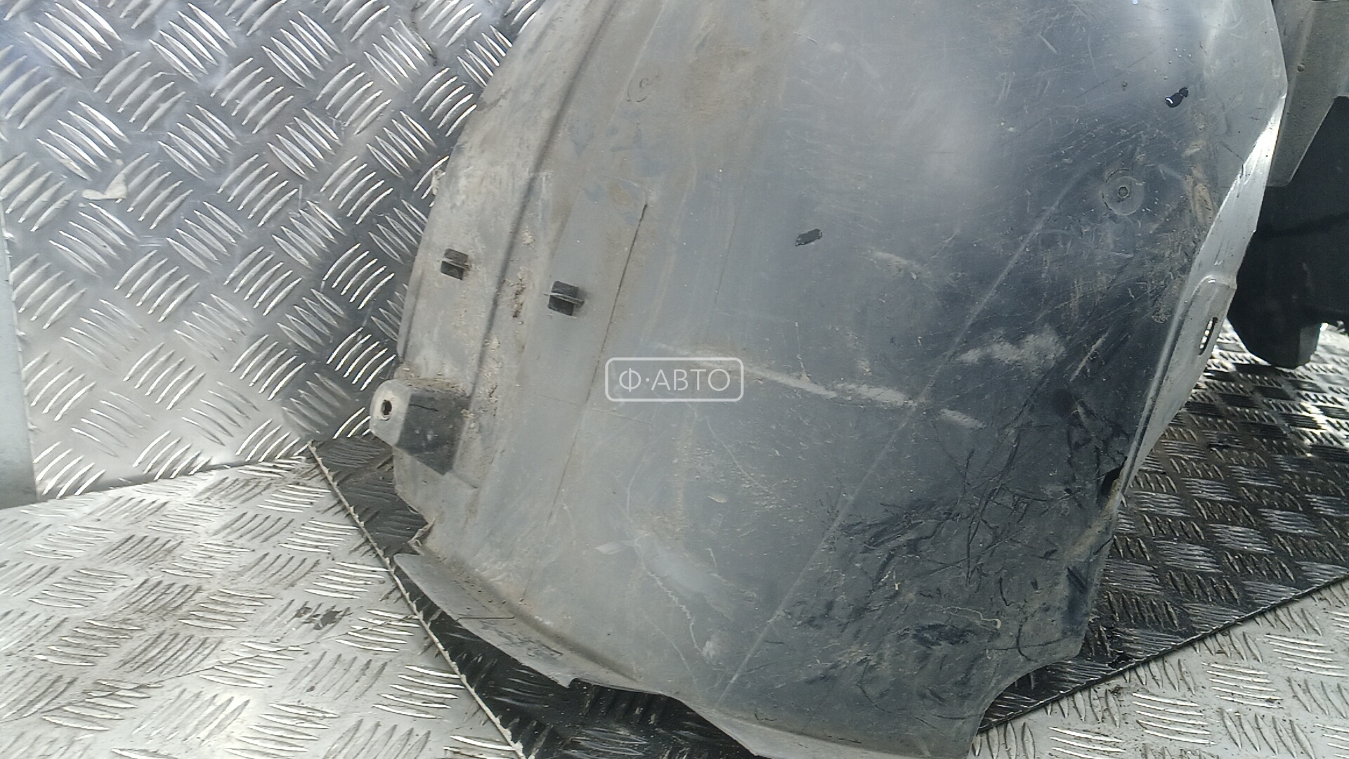 Подкрылок (защита крыла) передний левый Citroen C4 1 купить в Беларуси