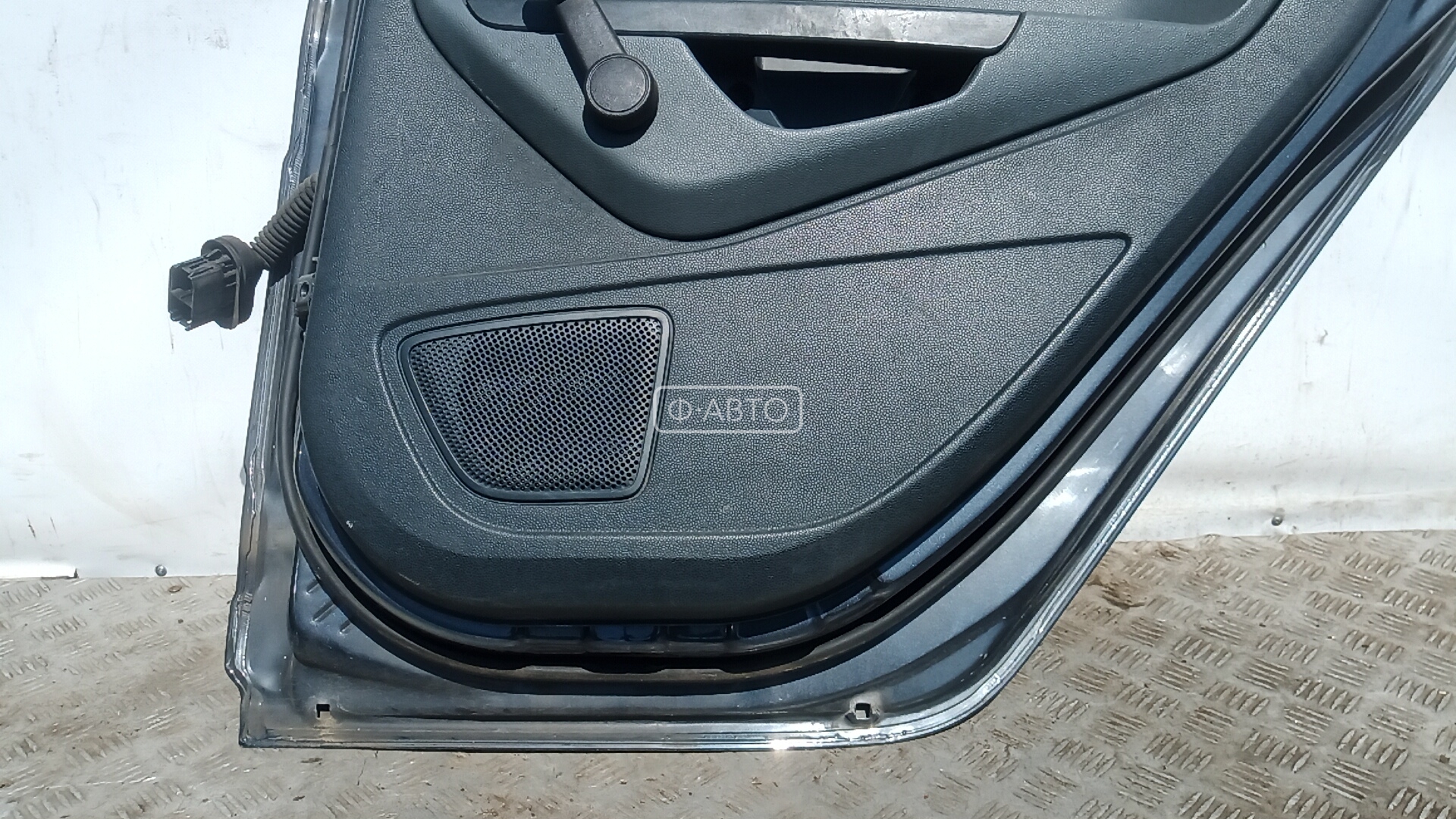 Дверь задняя правая Ford Fiesta 6 купить в Беларуси