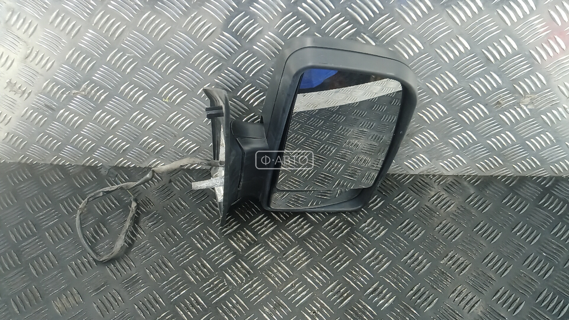 Зеркало боковое правое Volkswagen Crafter 1 купить в Беларуси