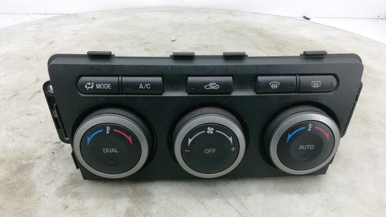 Блок управления климат-контроля - Mazda 6 GH (2007-2012)